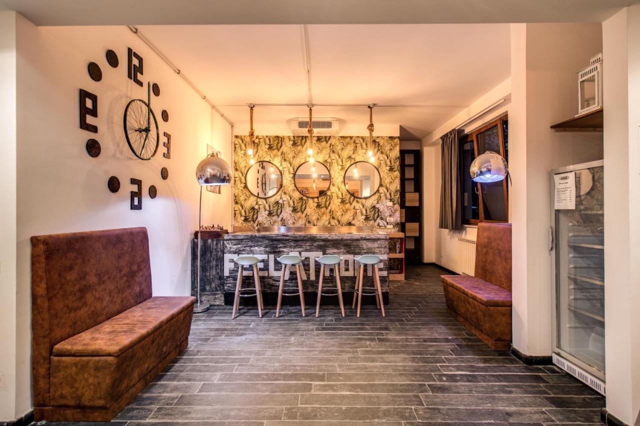 Hostel Trastevere 2 Rome Buitenkant foto